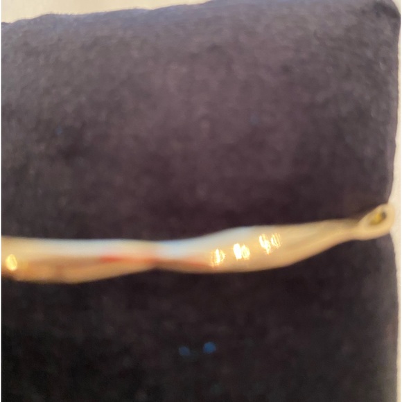 Twist Gold Tone Cuff Bangle Fashion Jewelry - Picture 2 of 2